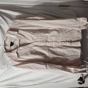 18 Women's button blouse pinstripe